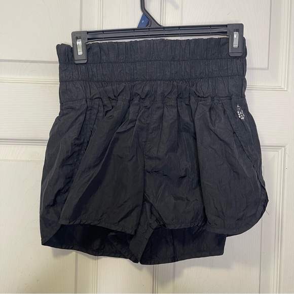free people movement Pants - Free People Movement The Way Home Black Shorts Sz M